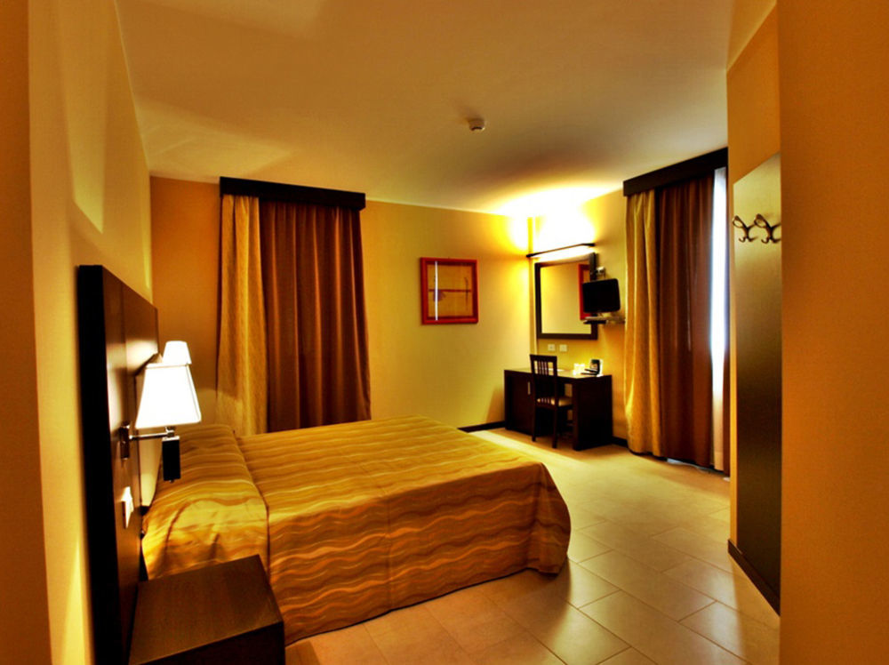 Corte Business Hotel 3*